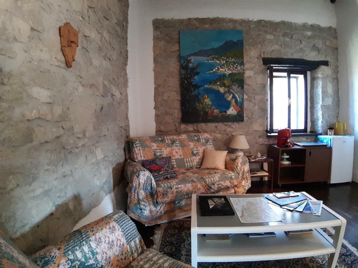 Casa Gaia Hotel Hum Luaran gambar